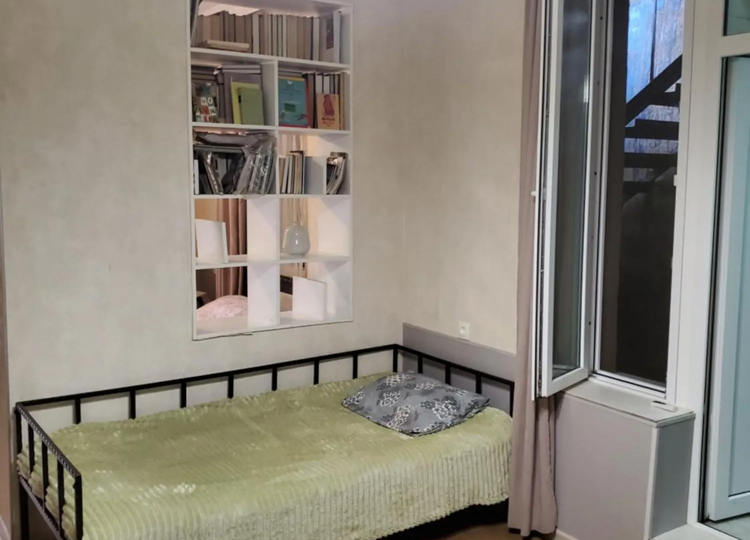 Ниниа Сад Apartment Tbilisi Georgia